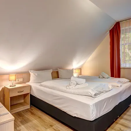 Appartement Duenenhaus Unserusedomde Ca75qm Mit Privater Sauna Und Kamin Parkplatz Direkt Am 10i3